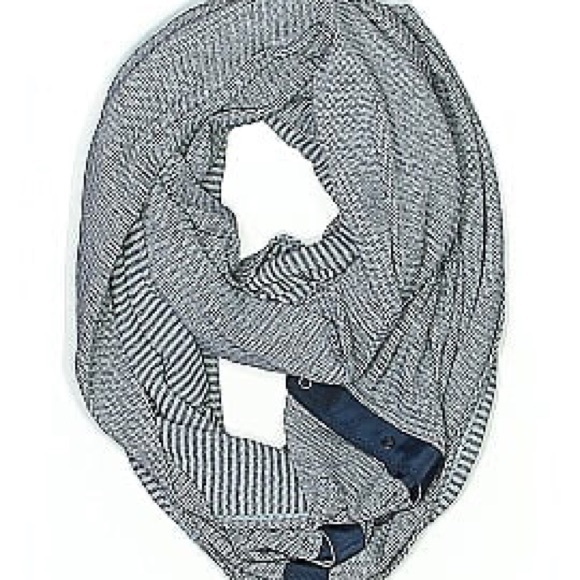 Lululemon Vinyasa Scarf *Rulu blue gray stripes - Picture 4 of 8